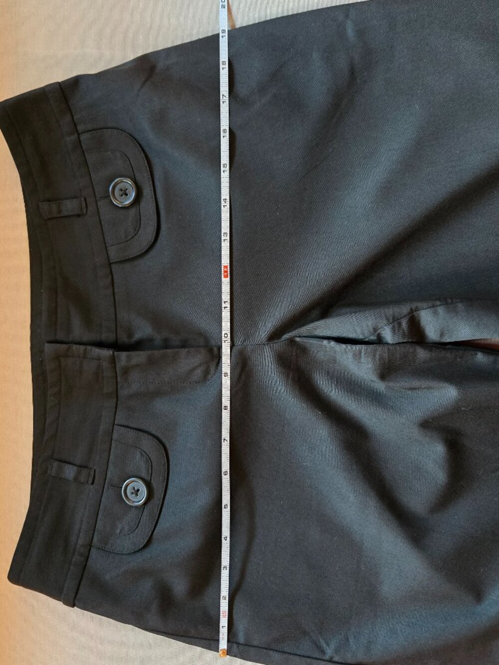LOFT Marisa Fit Black Button Accented Capri Pants Crop Size 6 Classic - Picture 7 of 14